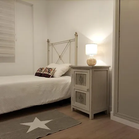 Apartmán 3 Bed Flat - Sleeps 5 - Wifi