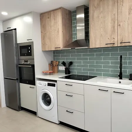 Daire 3 Bed Flat - Sleeps 5 - Wifi
