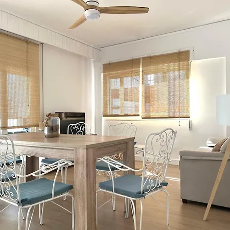 3 Bed Flat - Sleeps 5 - Wifi * Bellreguard
