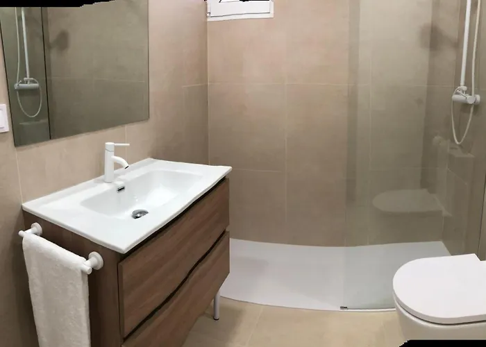 Apartman 3 Bed Flat - Sleeps 5 - Wifi Bellreguart